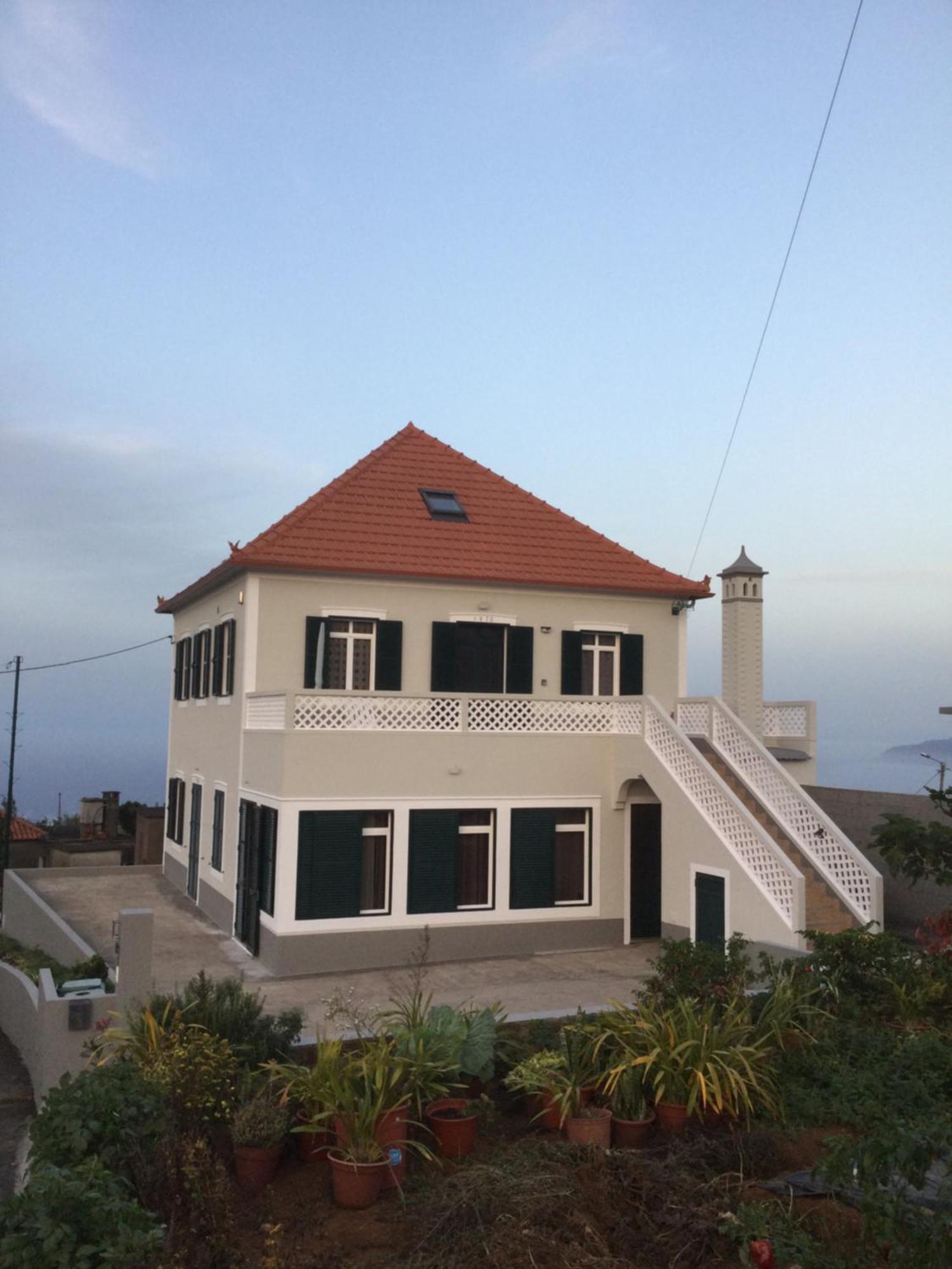 Casa Caroto Lägenhet Porto Moniz Exteriör bild